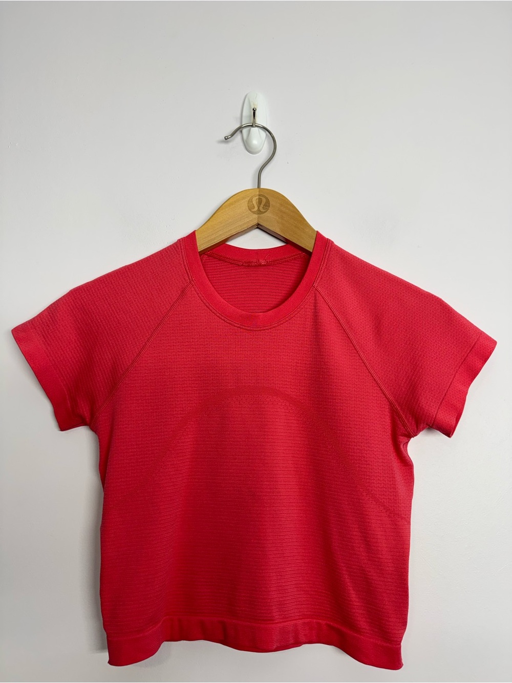 91: Lululemon Swiftly Tech Cropped Short-Sleeve Shirt 2.0 Glaze Pink? Size 6